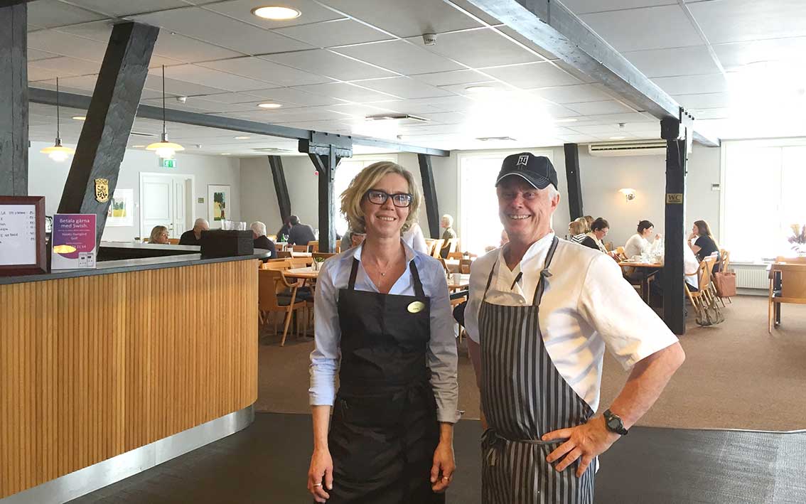 Anna Ottosson och Kjell Karlsson är huvudansvariga i restaurangen 